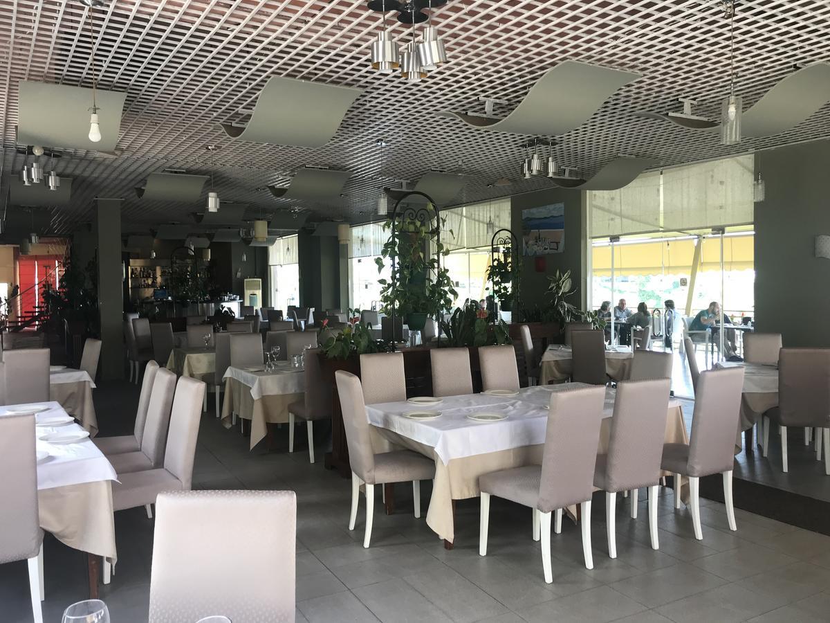 Jurgen Resort Tirana Bagian luar foto